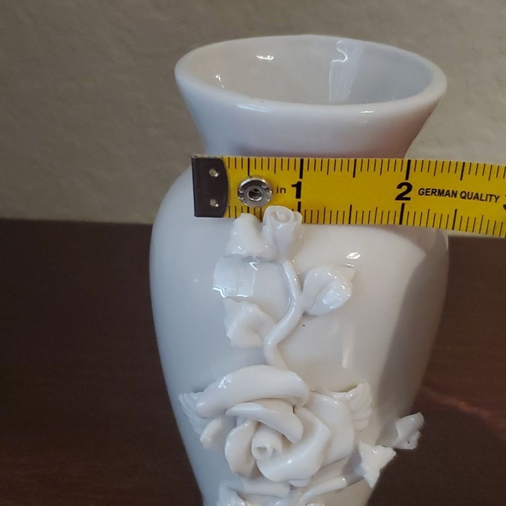 Vintage Tasia China Porcelain Vase White 3D Sculpted Rose Floral Applied Ceramic - Picture 10 of 10